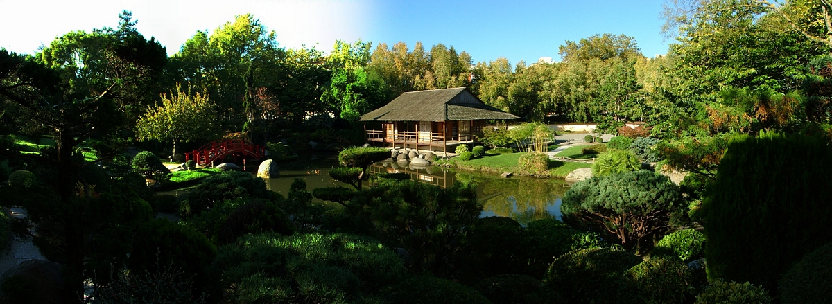 jjaponais1 - 7images portrait.jpg - le jardin japonais du parc Compans Cafarelli(1) - 7img (1.98m x 69.50cm)